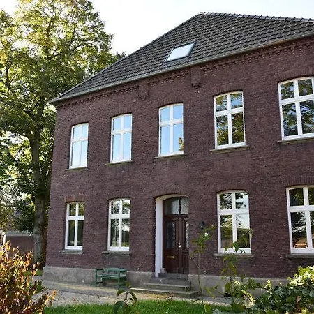 Alte Pastorat - Mit Historischem Charme *