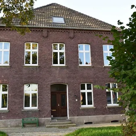 Nyaraló Alte Pastorat - Mit Historischem Charme