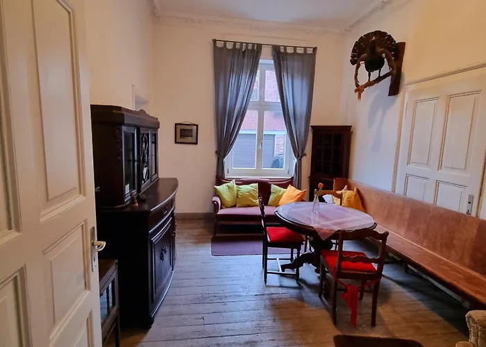 Alte Pastorat - Mit Historischem Charme Feriehus