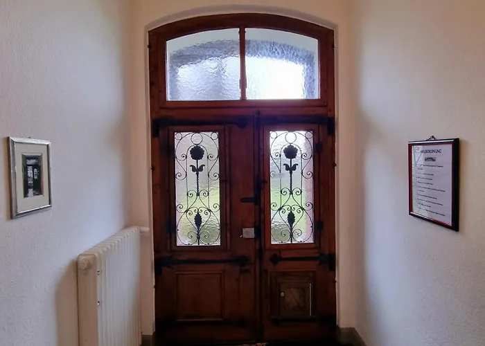 Alte Pastorat - Mit Historischem Charme Feriehus *