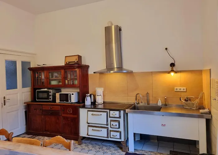 Alte Pastorat - Mit Historischem Charme Feriehus